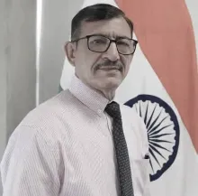 Dr. Vijay Sakhuja